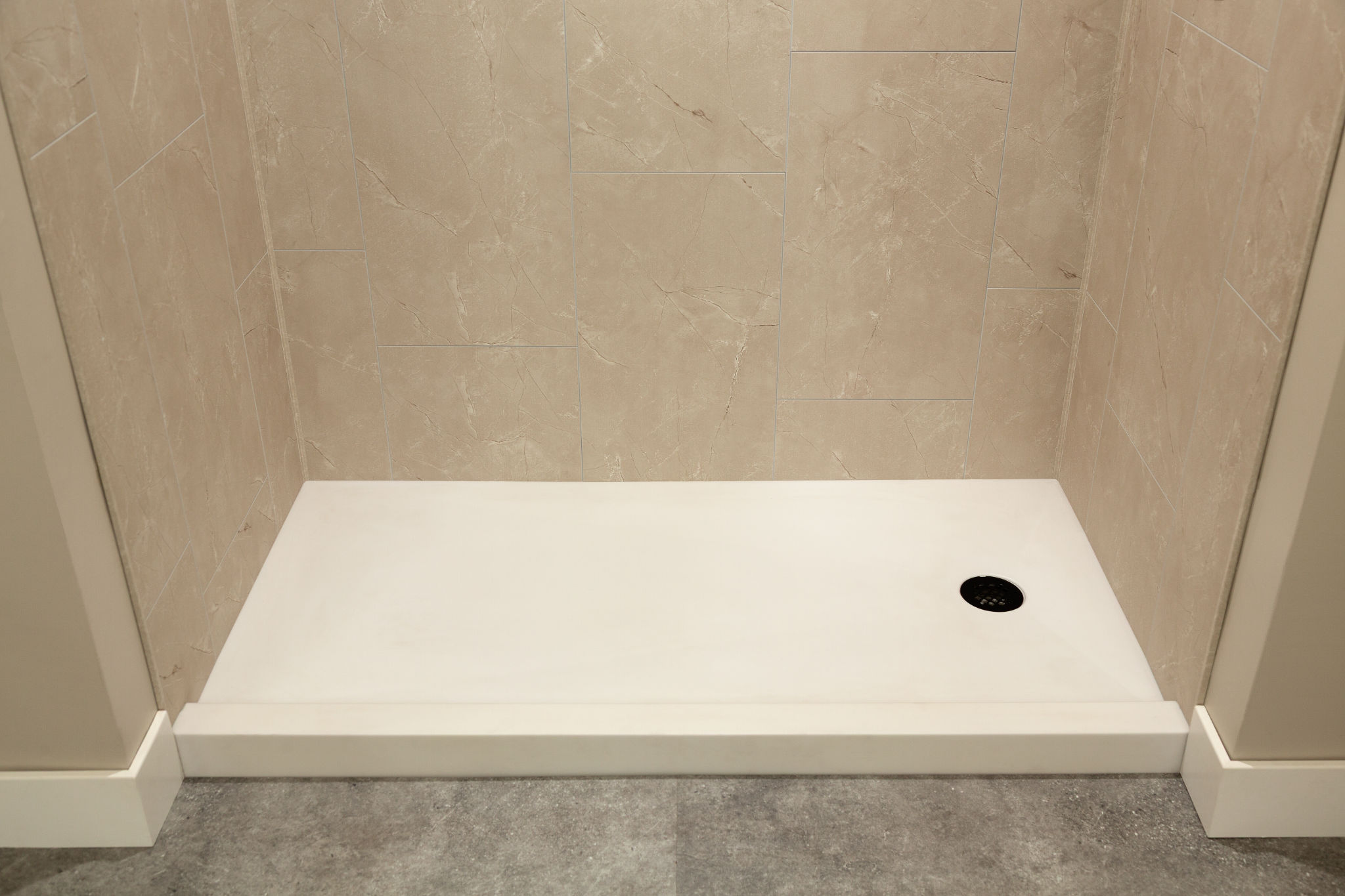 Vivid White 0 | Roma Tile NY