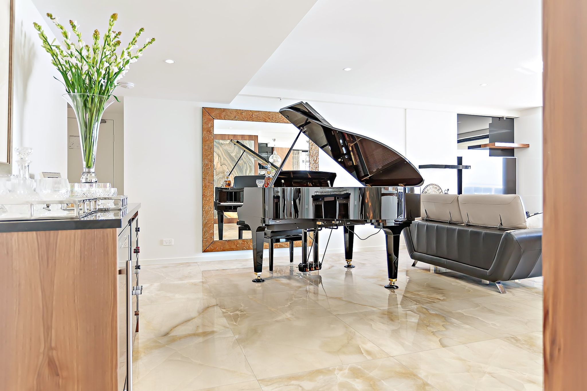 Romance Beige 1 | Roma Tile NY